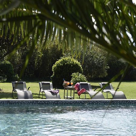 Mas De Bouvet En Camargue Bed & Breakfast Albaron Bagian luar foto