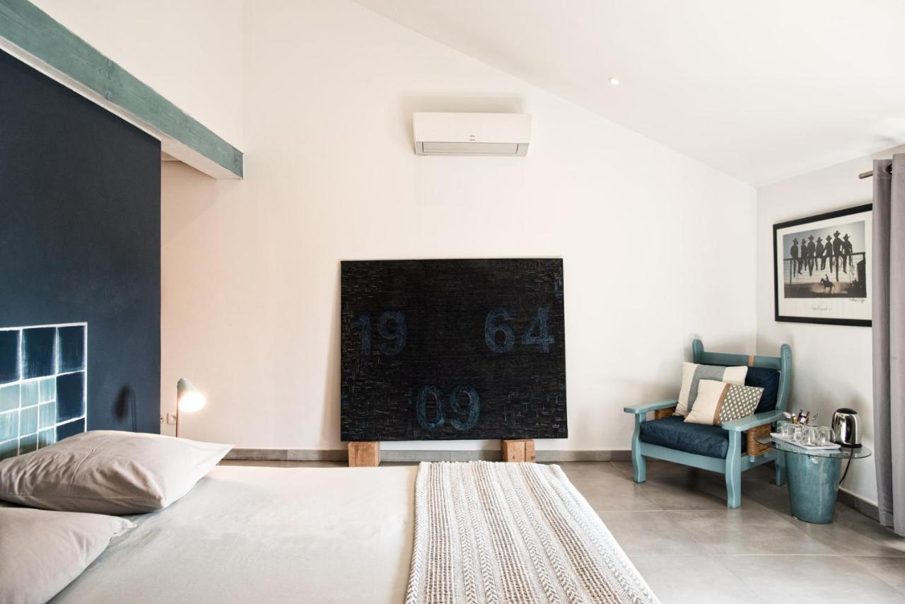 Mas De Bouvet En Camargue Bed & Breakfast Albaron Bagian luar foto