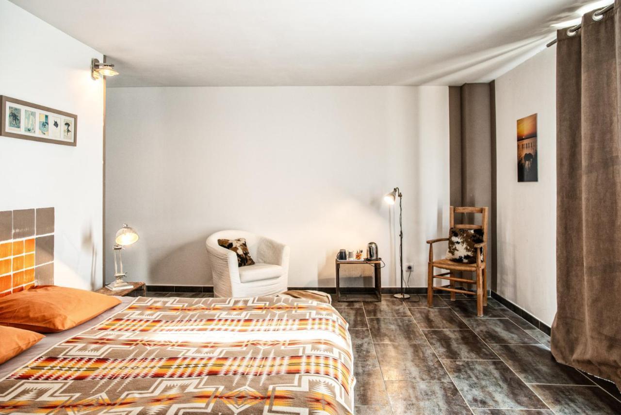 Mas De Bouvet En Camargue Bed & Breakfast Albaron Bagian luar foto