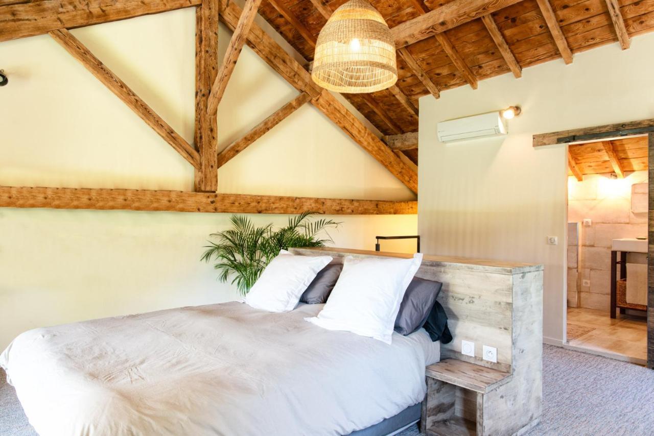 Mas De Bouvet En Camargue Bed & Breakfast Albaron Bagian luar foto