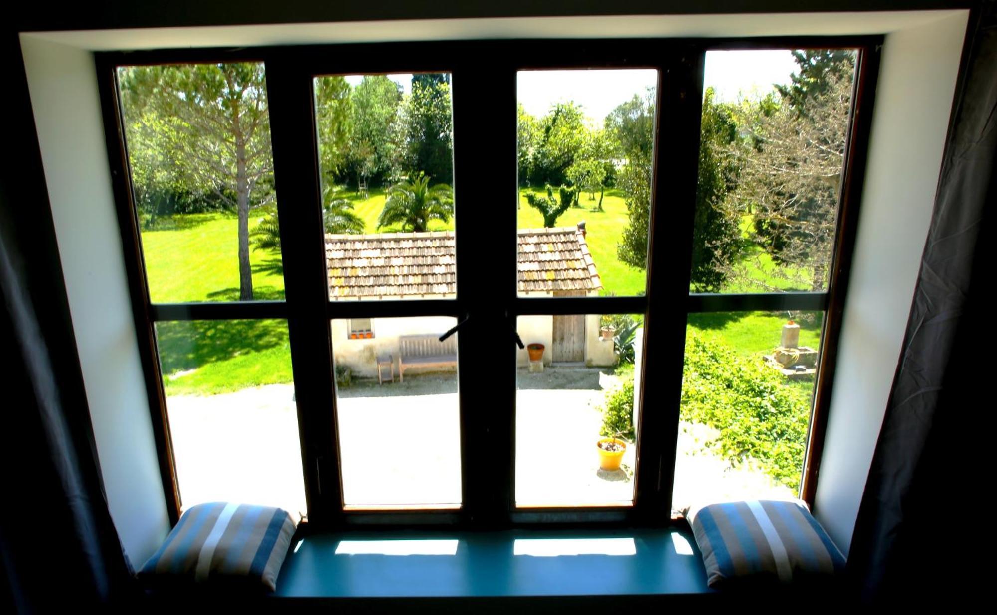 Mas De Bouvet En Camargue Bed & Breakfast Albaron Ruang foto