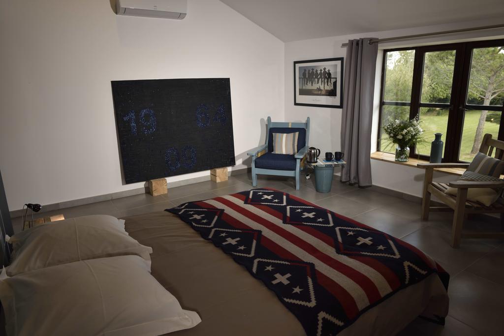 Mas De Bouvet En Camargue Bed & Breakfast Albaron Bagian luar foto