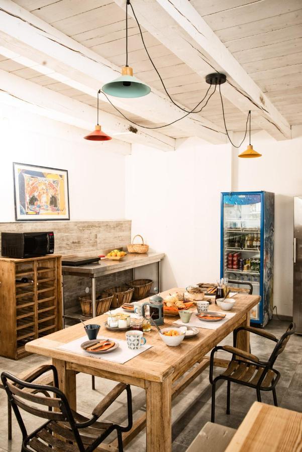 Mas De Bouvet En Camargue Bed & Breakfast Albaron Bagian luar foto